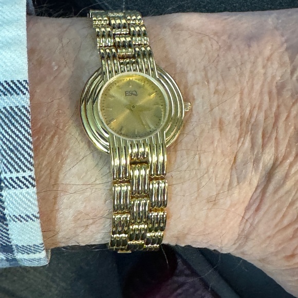 Stunning ESQ Movado Ladies Watch Gold link 6 Inch Sculptured Gild Bracelet - Picture 10 of 11